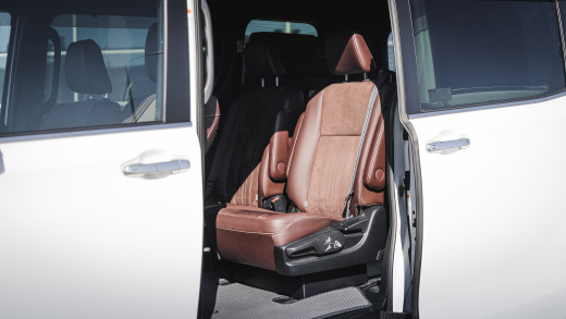 Toyota Esquire Hybrid